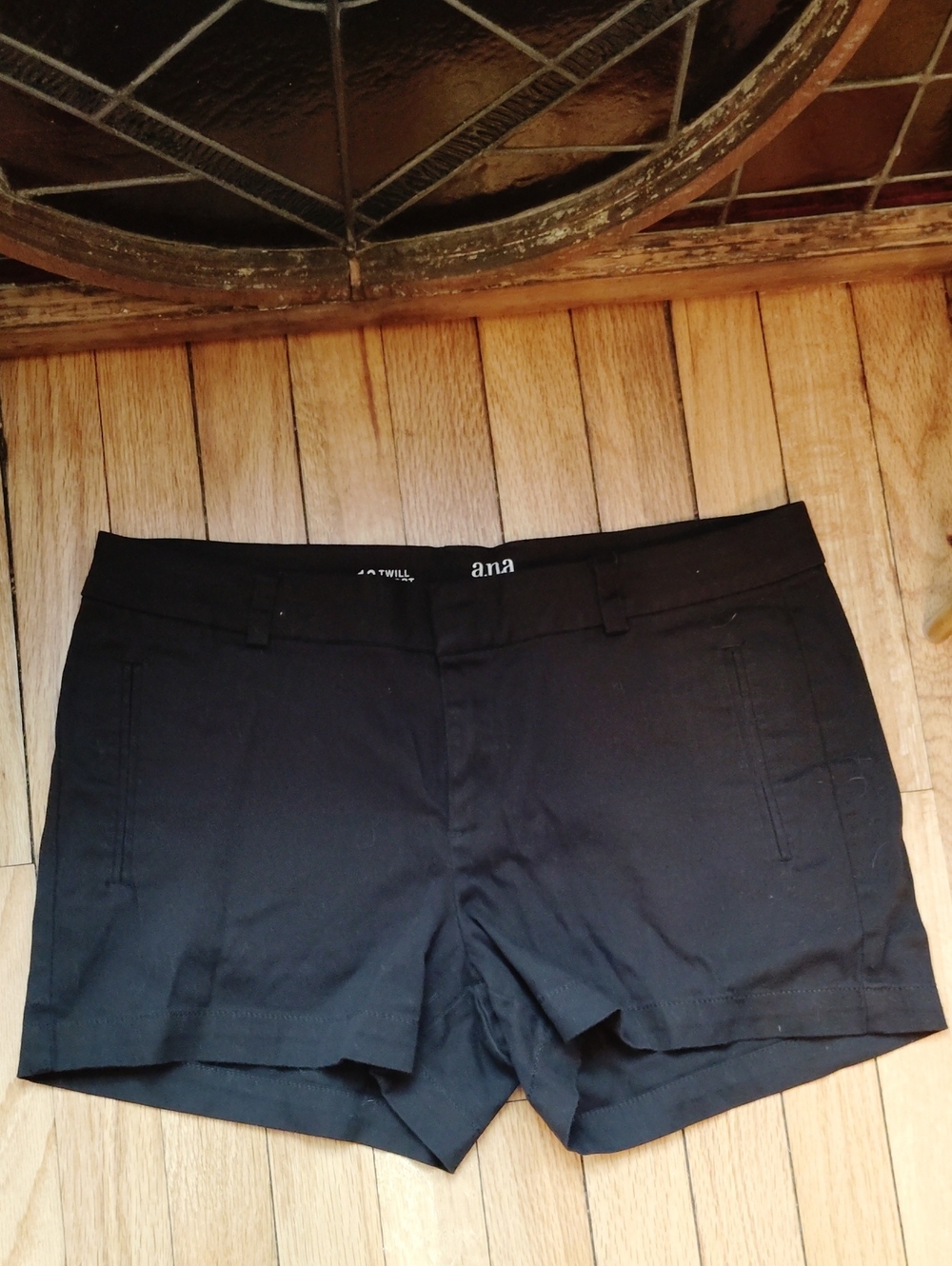 a.n.a Black Women's Tailored Stretch Shorts